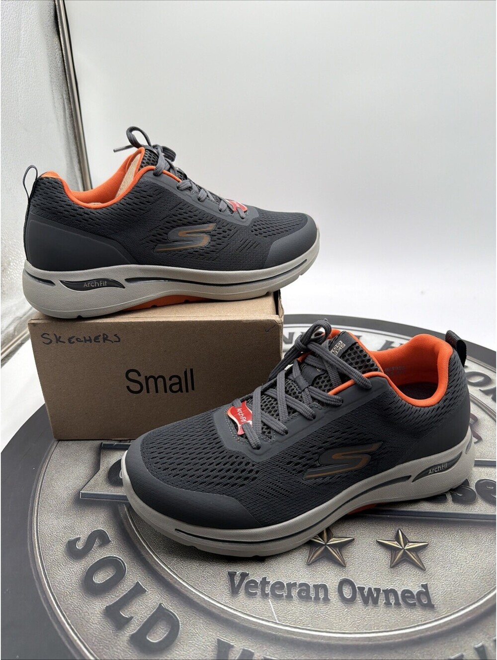 Skechers Shoes Size 9.5 Men Go Walk Arch Fit Idyllic Sneakers 216116 Gray No Box
